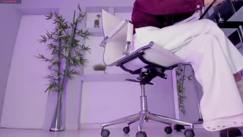 HANNAH HOWELL online show from 09-30-25, 09:36