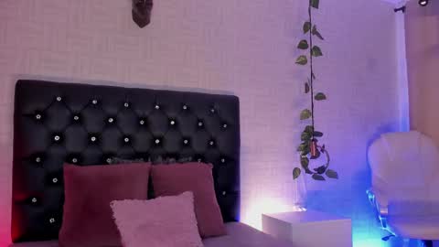 Snapshot of hannah_jonhson_1 chatting on 02-01-25, 03:28 Hannah online show from 02-01-25, 03:28