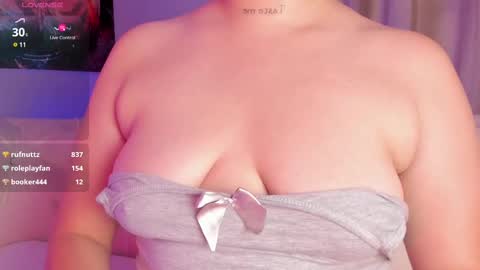 Snapshot of hannah_jonhson_1 chatting on 02-23-25, 08:44 Hannah online show from 02-23-25, 08:44