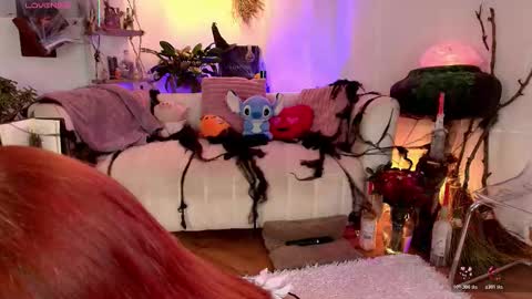 hannah_lovee online show from 10-28-25, 02:48