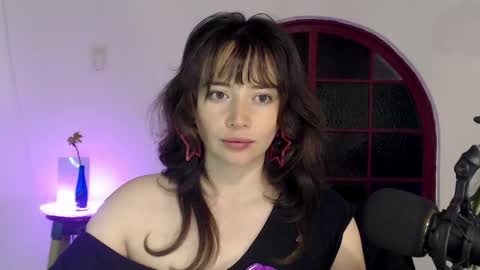 Hannah online show from 02-26-25, 03:10