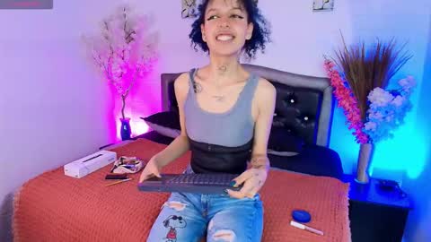 HannahBlue  online show from 02-04-26, 12:22