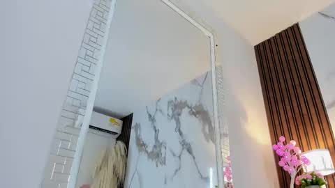 Hannahill69 online show from 03-12-25, 08:30