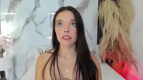 Hannahill69 online show from 11-12-25, 04:57