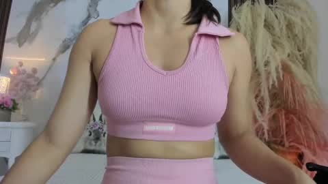 Hannahill69 online show from 11-21-25, 04:55