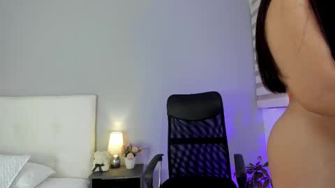 hannamartinnez online show from 02-09-25, 08:56