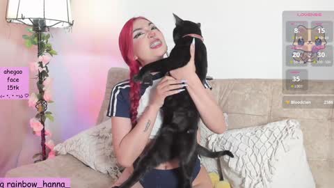 Snapshot of hannarainbow_ chatting on 01-18-25, 12:13 Hanna online show from 01-18-25, 12:13