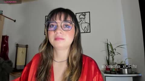   hannasofia x        Schedule 700 -1400GTM-5 online show from 10-24-25, 04:58