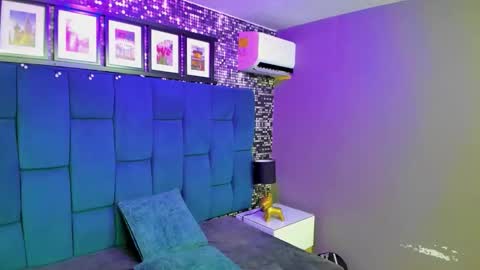 Hanny  online show from 12-17-25, 12:33