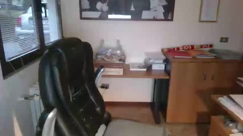 hanscooper online show from 12-17-25, 03:51