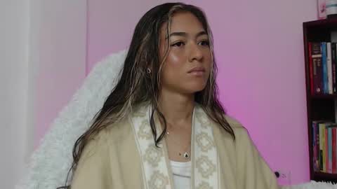 Snapshot of hantonella chatting on 01-12-26, 12:32 Anto online show from 01-12-26, 12:32