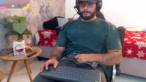 hanz_col online show from 10-09-25, 03:21