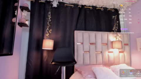 Snapshot of hanzking01 chatting on 11-09-25, 04:11 Hanzking01 online show from 11-09-25, 04:11