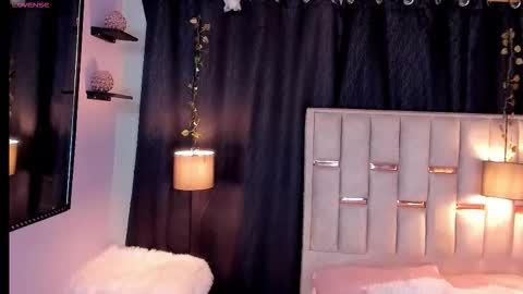 Snapshot of hanzking01 chatting on 11-25-25, 05:07 Hanzking01 online show from 11-25-25, 05:07