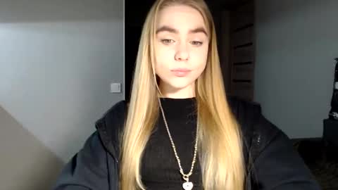 Snapshot of happy_fox_ chatting on 02-06-25, 11:04 happy_fox_ online show from 02-06-25, 11:04