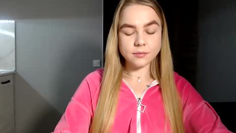 Snapshot of happy_fox_ chatting on 02-13-25, 08:55 happy_fox_ online show from 02-13-25, 08:55