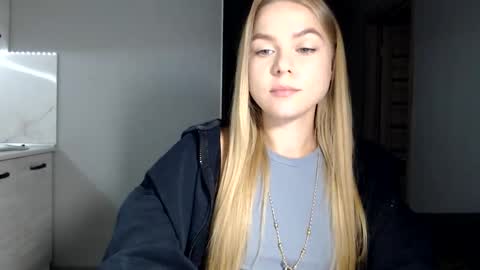 Snapshot of happy_fox_ chatting on 09-22-25, 08:55 happy_fox_ online show from 09-22-25, 08:55