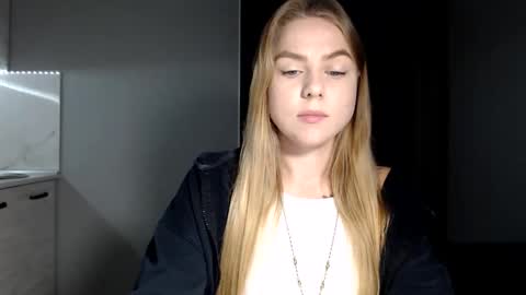 Snapshot of happy_fox_ chatting on 11-13-25, 02:16 happy_fox_ online show from 11-13-25, 02:16