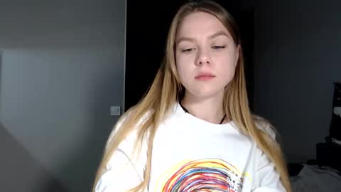 Snapshot of happy_fox_ chatting on 02-11-26, 08:36 happy_fox_ online show from 02-11-26, 08:36