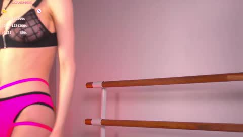 Evy  online show from 11-24-25, 12:21