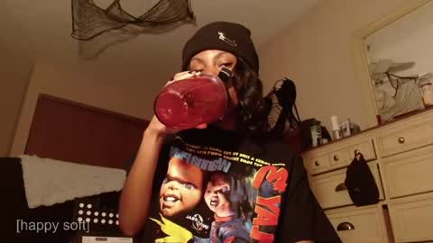 Snapshot of happysoft chatting on 09-18-25, 06:21 meatwad online show from 09-18-25, 06:21