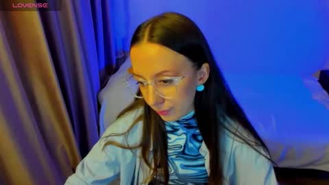 Stephanie online show from 03-23-26, 07:07