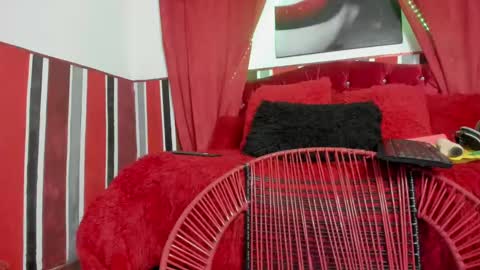 Snapshot of hardandsexyginna chatting on 02-26-25, 11:37 hardandsexyginna online show from 02-26-25, 11:37