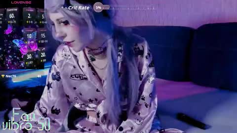 Mia online show from 10-23-25, 11:03