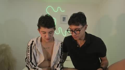 Snapshot of hardcoreheat_ind chatting on 03-01-26, 01:07 kade and demi independent models online show from 03-01-26, 01:07