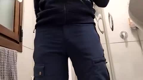 Snapshot of hardcumpleasure chatting on 11-30-25, 07:18 hardcumpleasure online show from 11-30-25, 07:18