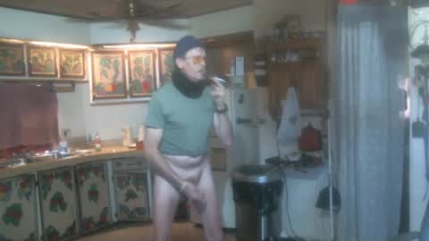 Snapshot of hardinhand44 chatting on 12-19-24, 07:18 john nobles online show from 12-19-24, 07:18