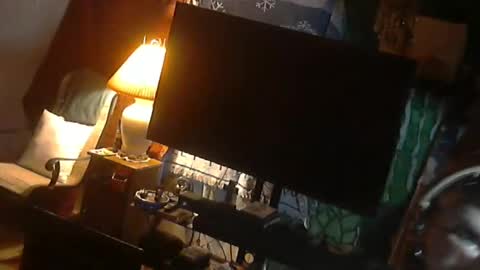 Snapshot of hardinhand44 chatting on 10-17-25, 10:45 john nobles online show from 10-17-25, 10:45