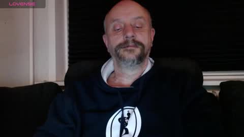 Snapshot of hardmrlazy chatting on 12-25-24, 08:50 MrLazy online show from 12-25-24, 08:50