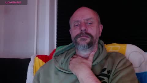 Snapshot of hardmrlazy chatting on 12-30-24, 07:11 MrLazy online show from 12-30-24, 07:11