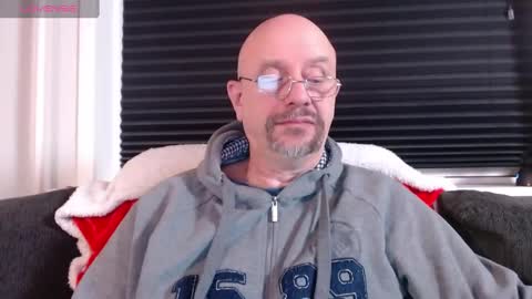 Snapshot of hardmrlazy chatting on 01-05-25, 12:52 MrLazy online show from 01-05-25, 12:52