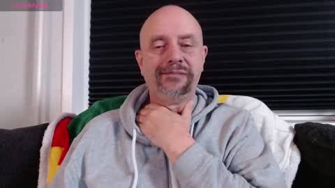 Snapshot of hardmrlazy chatting on 01-07-25, 06:35 MrLazy online show from 01-07-25, 06:35