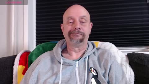 Snapshot of hardmrlazy chatting on 01-07-25, 09:35 MrLazy online show from 01-07-25, 09:35