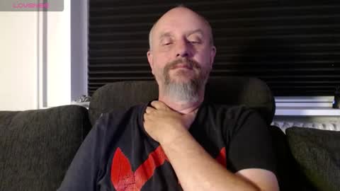 Snapshot of hardmrlazy chatting on 09-28-25, 06:35 MrLazy online show from 09-28-25, 06:35