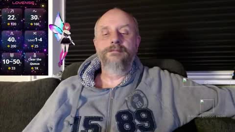 Snapshot of hardmrlazy chatting on 10-13-25, 06:08 MrLazy online show from 10-13-25, 06:08