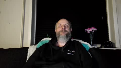 MrLazy online show from 03-27-26, 06:40