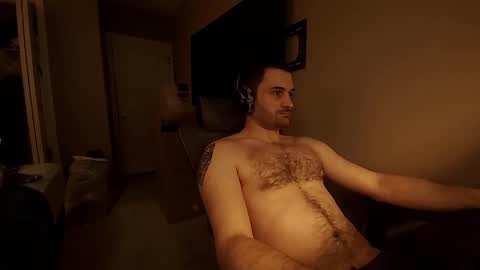 Snapshot of hardswtch chatting on 09-23-25, 09:40 Tom online show from 09-23-25, 09:40