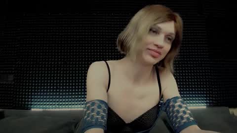 Miss Hardy online show from 03-02-26, 03:20