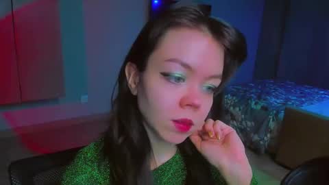 Miss Hari online show from 12-25-24, 11:43