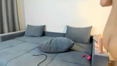 Maya online show from 10-09-25, 09:02