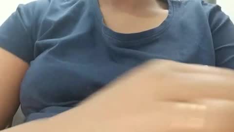 Snapshot of harleensexy26 chatting on 02-28-25, 04:53 Sweety online show from 02-28-25, 04:53