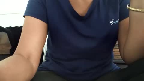 Snapshot of harleensexy26 chatting on 03-01-25, 07:41 Sweety online show from 03-01-25, 07:41