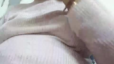 Snapshot of harleensexy26 chatting on 03-11-25, 01:45 Sweety online show from 03-11-25, 01:45