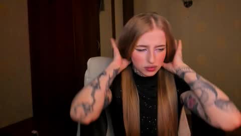 Julia online show from 01-11-26, 05:34