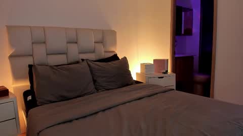 Snapshot of harley_sweett chatting on 02-13-26, 03:52 online show from 02-13-26, 03:52