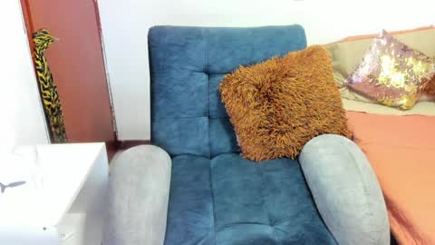 Snapshot of harly_queen77 chatting on 01-21-25, 06:45 Harly online show from 01-21-25, 06:45